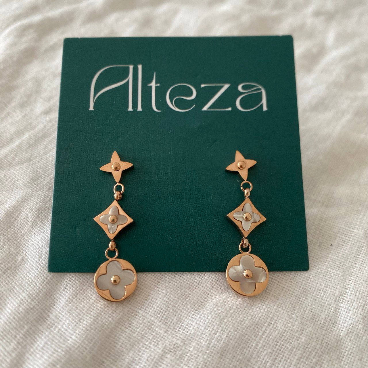 PENDIENTES LUISA