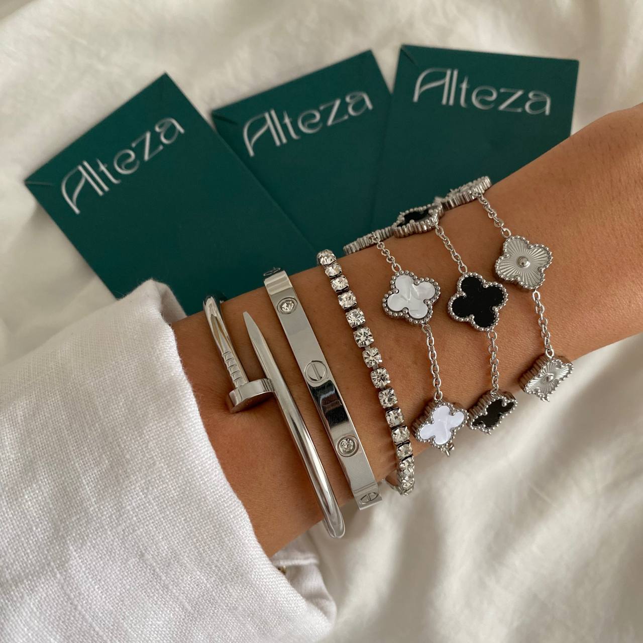 CONJUNTO DIAMANTE | 5 o 6 PULSERAS
