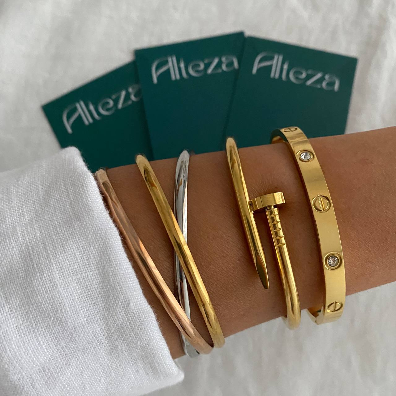 CONJUNTO MANHATHAN | 3 PULSERAS