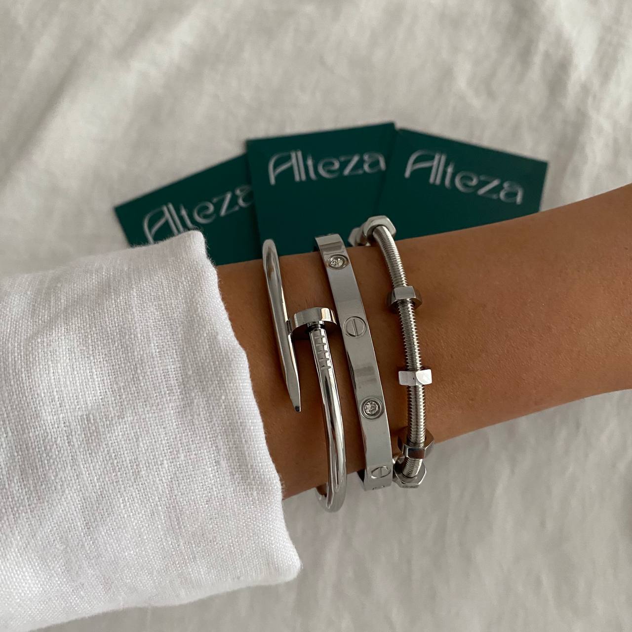 CONJUNTO NUT | 3 PULSERAS